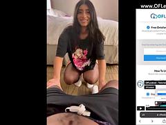 Gros seins, Plantureuse, Branlette thaïlandaise, Hard, Interracial, Fille latino, Adolescente, Nénés