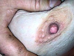 Tetas grandes, Pezones, Tetas