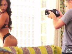 デカ尻, デカチン, デカパイ, 茶髪の, 黒人, ヌード, ガリガリ, ティーン