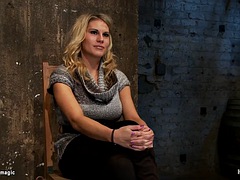 Tetas grandes, Rubia, Sexo duro, Atada, Juguetes