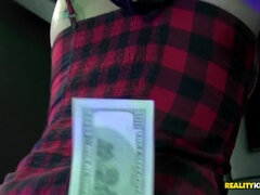 Asiatisch, Arsch, Blondine, Blasen, Spermaladung, Aufs gesicht abspritzen, Spassig, Titten