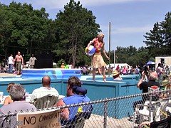 Leie, Tussi, Öffentlich