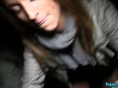 Sucer une bite, En levrette, Faciale, Le plan cul à quatre, Branlette thaïlandaise, Pov, Public, Soeurs