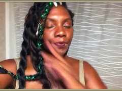 Amateur, Gros cul, Gros seins, Plantureuse, Noir ébène, Seins naturels, Public, Softcore