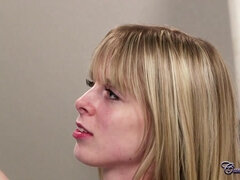 Kont, Blond, Gek, Sperma shot, Hd, Tiener, Trio, Uniformpje