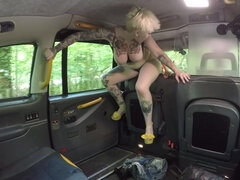 Wild sluts Alexxa Vice and Pixi Peach get properly fucked in the car