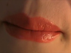 淫乱熟女, 一人