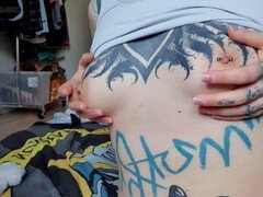 Intense solo pleasure with Satisfyer masturbator