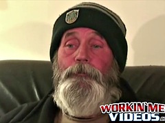 Tramp amateur grandpa masturbating with his huge beard