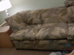 Leie, Asiatisch, Blasen, Braunhaarige, Aufs gesicht abspritzen, Freundin, Orgasmus, Pov