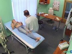 Betrug, Paar, Arzt, Fingern, Lecken, Krankenschwester, Büro, Muschi