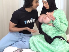 Arabisch, Slaapkamer, Grote mammen, Pijpbeurt, Aangekleed, Lul, Reusachtig, Indisch