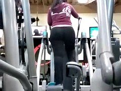 very fat ass at the gym latin milf