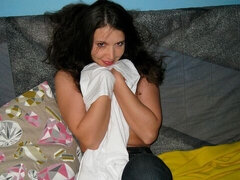 Kont, Masturbatie, Klein, Alleen, Strippen, Tiener, Tieten likken, Speelgoed