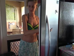 Любители, Блондинки, Грязь, Подружка, Киски, Тощие, Юбки, Сиськи