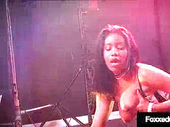 茶髪の, イく瞬間, チン, 黒人, 手コキする, 下着, ストッキング, フェラする