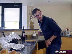 Минет, Кончили внутрь, Семяизвержение, Подружка, Хд, Мамочка, Молоденькие, Втроем
