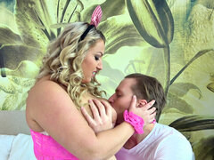 デカパイ, ブロンド, フェラチオ, イく瞬間, バック, 手コキする, インド人