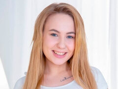 Anal, Cul, Blonde, Sucer une bite, Branlette thaïlandaise, Tatouage, Adolescente
