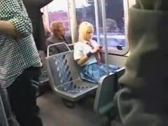 Leie, Arsch, Schönheit, Bus, Kehlenfick, Jungendliche (18+), Titten, Unter dem rock