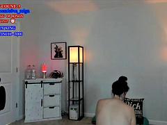 Enthousiasteling, Grote kont, Grote mammen, Dubbele penetratie, Masturbatie, Tieten likken