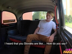 Grosse titten, Schwarz, Auto, Tschechisch, Handjob, Lecken, Im freien, Muschi