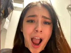 Gros seins, Masturbation, Nue  à poil, Public, Nénés, Webcam