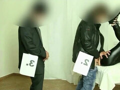 Bondage domination sadisme masochisme, Gros seins, Sucer une bite, Grosse, Pénétrer avec le poing, Partouze, Allemand, Espionne