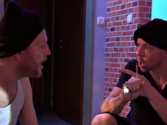 Blasen, Spermaladung, Doppelpenetration, Aufs gesicht abspritzen, Piercing, Öffentlich, Rasiert, Flotter dreier