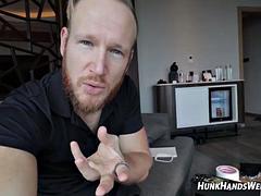 In den arsch, Grosser arsch, Grosse titten, Blasen, Braunhaarige, Handjob, Hardcore, Sohn