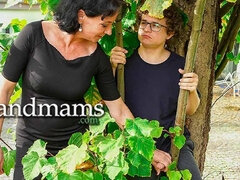 Grosser schwanz, Blasen, Brille, Handjob, Hd, Öffentlich, Muschi, Spanner