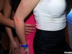 Tetas grandes, Botas, Cfnm, Bailar, Sexo duro, Lamidas, Orgía, Chupando