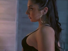 Amateur, Anal, Gros cul, Gros seins, Blonde, Branlette thaïlandaise, Interracial, Pov