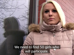 Grosse titten, Blondine, Blasen, Hundestellung, Handjob, Riesig, Pov, Tanga