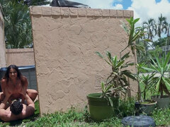 美女, デカ尻, フェラチオ, 茶髪の, チン, ラティーナ, アウトドア, 公共