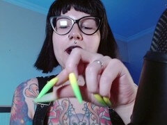 Stiefel, Braunhaarige, Weibliche domination, Nahrung, Leder, Herrin, Polisch, Tätowierung