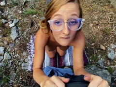 Mignonne, Lunettes, Hd, Lesbienne, De plein air, Pov, Rousse roux, Fumer