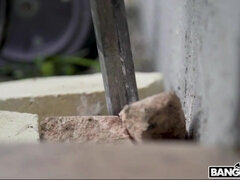 Grosser schwanz, Grosse titten, Schwarz, Braunhaarige, Interrassisch, Milf, Titten, Uniform