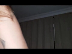 18 ans, Anal, Sucer une bite, Bondage, Hard, Masturbation, Seins naturels, Adolescente