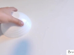 Arsch, Grosser schwanz, Braunhaarige, Vollbusig, Kehlenfick, Handjob, Tätowierung, Titten