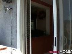 69, デカパイ, イギリス人, エロ熟女, レズビアン, 母, 現実, 義母