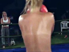 Lesbisch, Sportoefening, Tieten likken