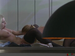 Schwarz, Blondine, Lesbisch, Lecken, Muschi, Strümpfe