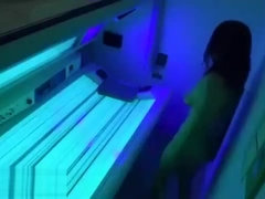 Gros seins, Gode, Doigter, Japonaise, Masturbation, Solarium, Nénés, Jouets