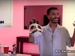 18, アジア人, フェラチオ, チン, フォアサム, パーティ, 小柄, ティーン