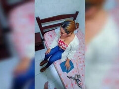 Amateur, Cul, Brunette brune, Fille latino, Seins naturels, Culottes ou slips, Prostituée, Épouse