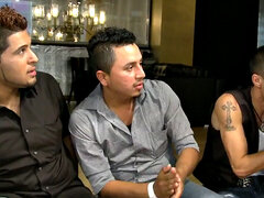 Amateur, Sucer une bite, Fétiche, Homosexuelle, Groupe, Fête, Public, Réalité