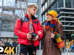 18 jahre, Blasen, Geile alte tussi, Tschechisch, Hundestellung, Oma, Hd, Im freien