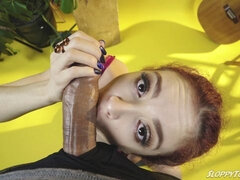 Cul, Sucer une bite, Tir de sperme, Gorge profonde, Lingerie, Pov, Rousse roux, Adolescente