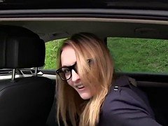Leie, Blondine, Öffentlich